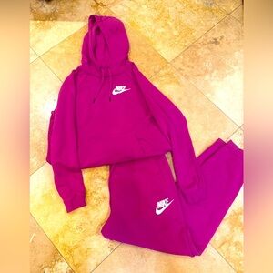 Women's Nike Sportswear Essential Fleece SET LARGE magenta pink